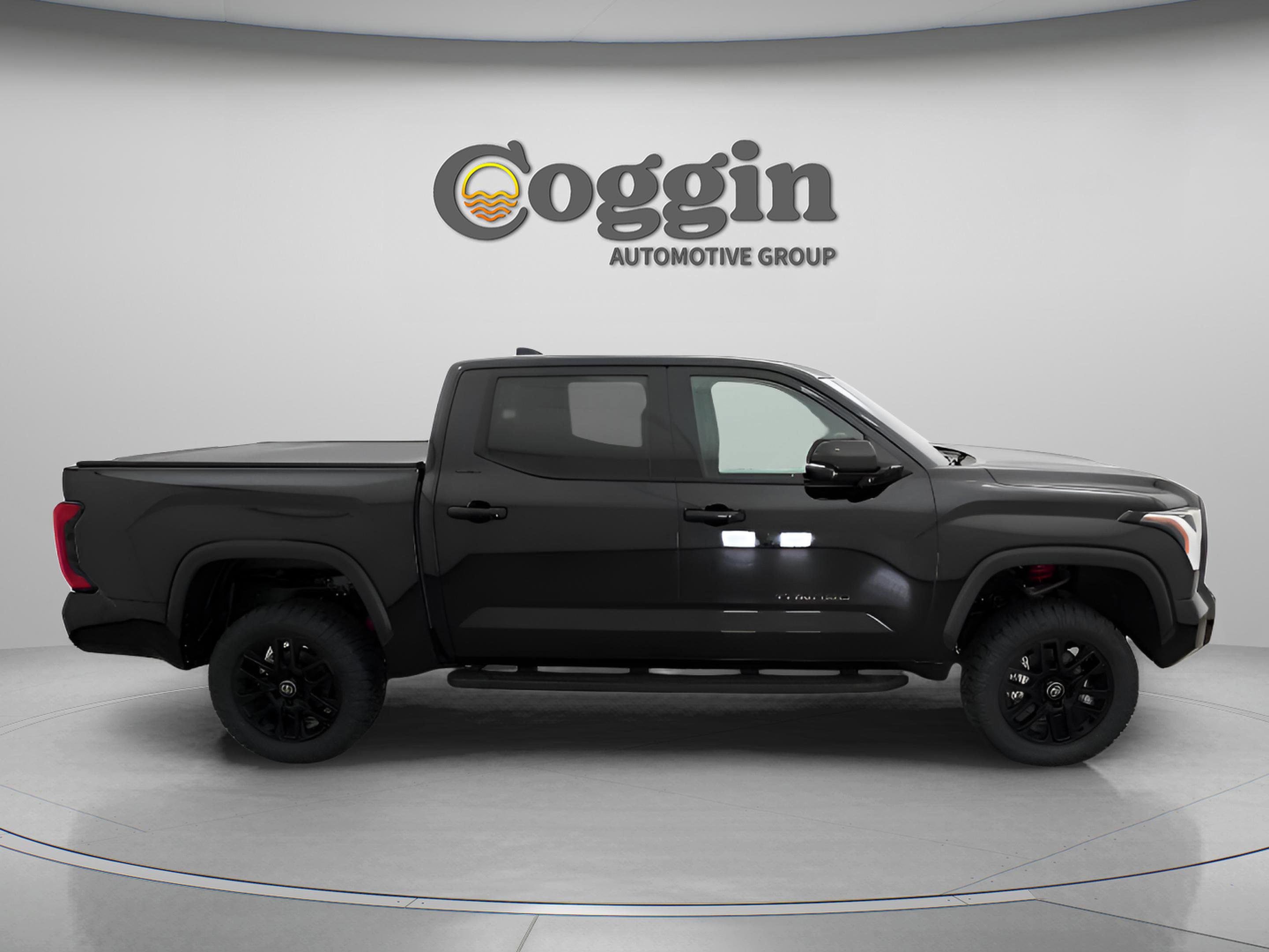 New 2026 Toyota Tundra Limited AWD/4WD image 25