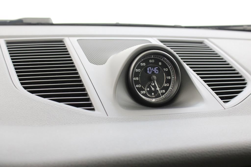 Used 2023 Porsche Macan S image 23