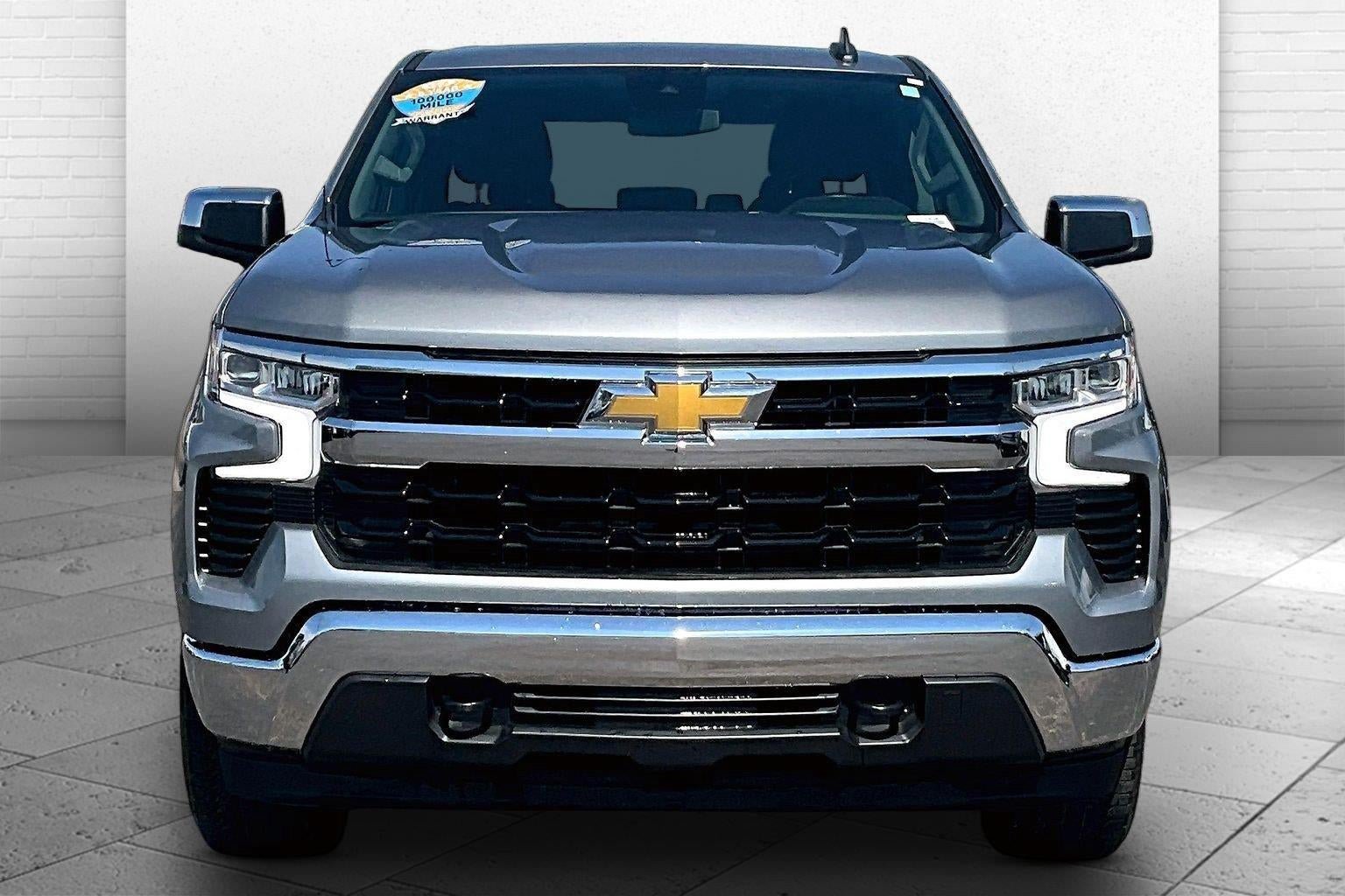 Used 2023 Chevrolet Silverado 1500 LT AWD/4WD image 2