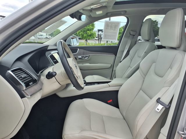 Used 2023 Volvo XC90 B6 Plus w/ Protection Package Premier image 16