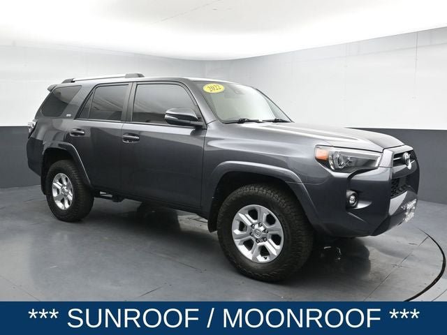 Used 2022 Toyota 4Runner SR5 Premium w/ Moonroof Package AWD/4WD image 2