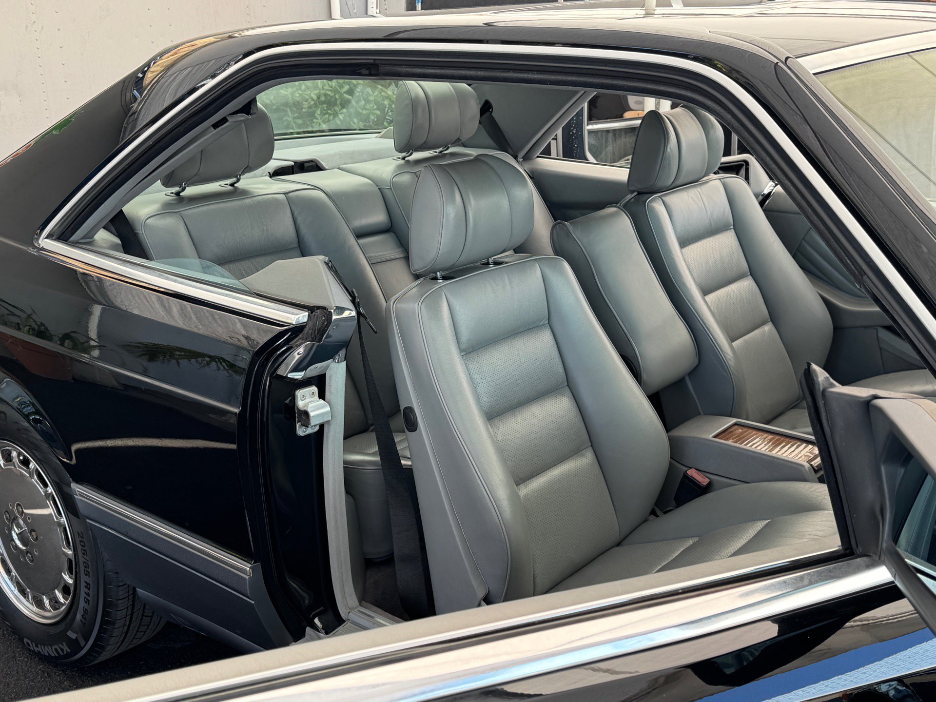Used 1989 Mercedes-Benz 560 SEC image 10