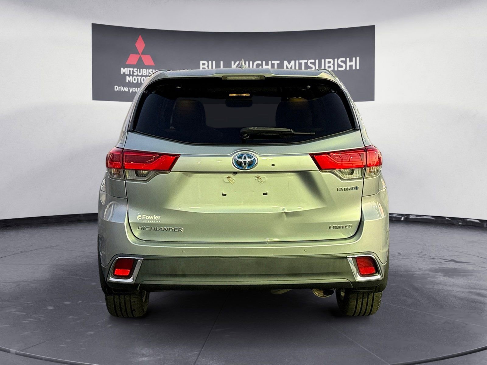 Used 2019 Toyota Highlander Limited image 4