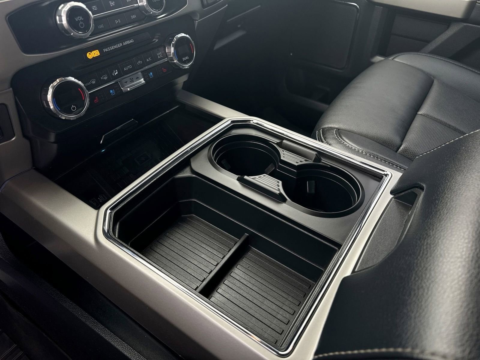 Certified 2022 Ford F250 Lariat w/ Tremor Off-Road Package image 87