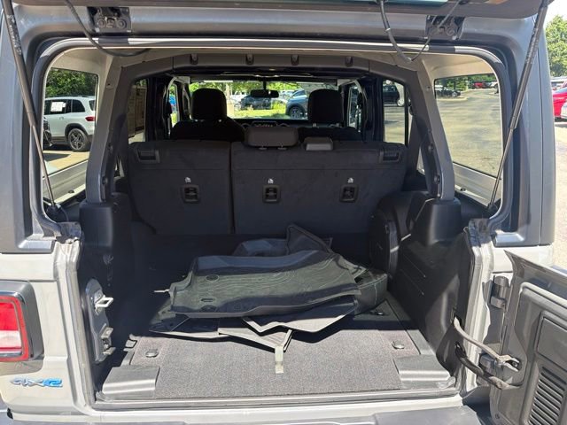 Used 2023 Jeep Wrangler Unlimited AWD/4WD image 37