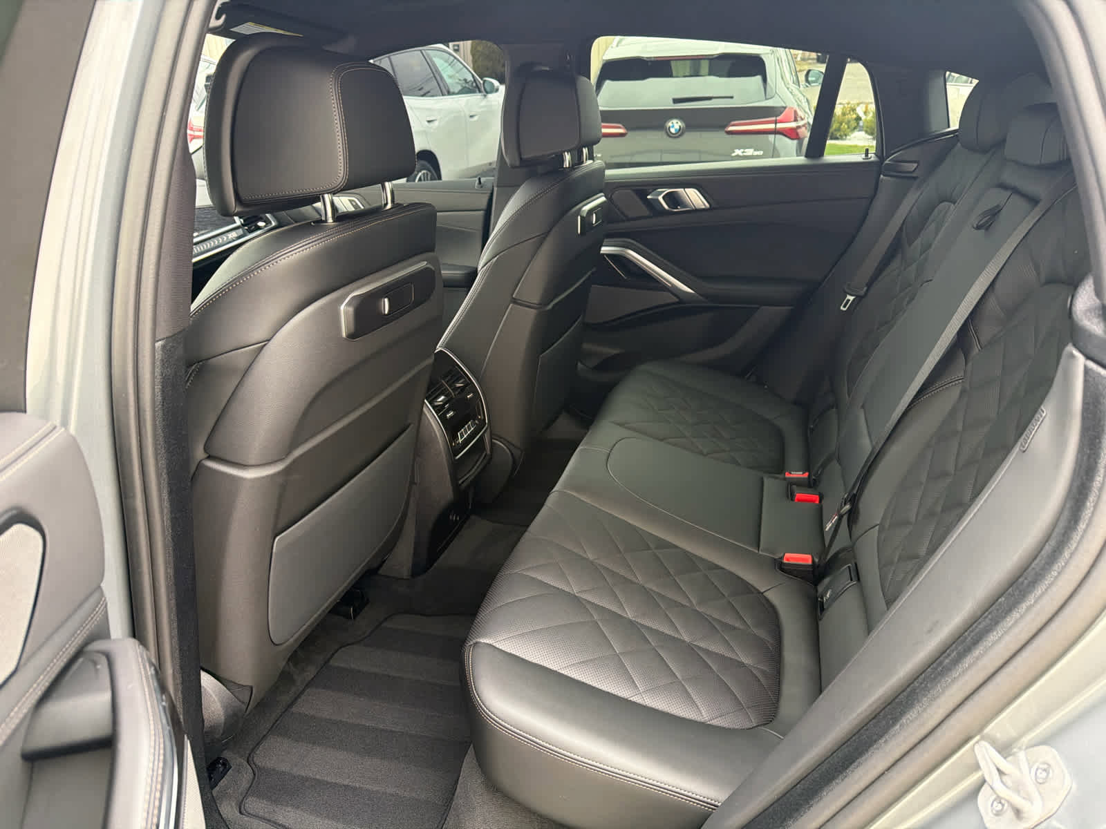 Used 2026 BMW X6 xDrive40i image 10