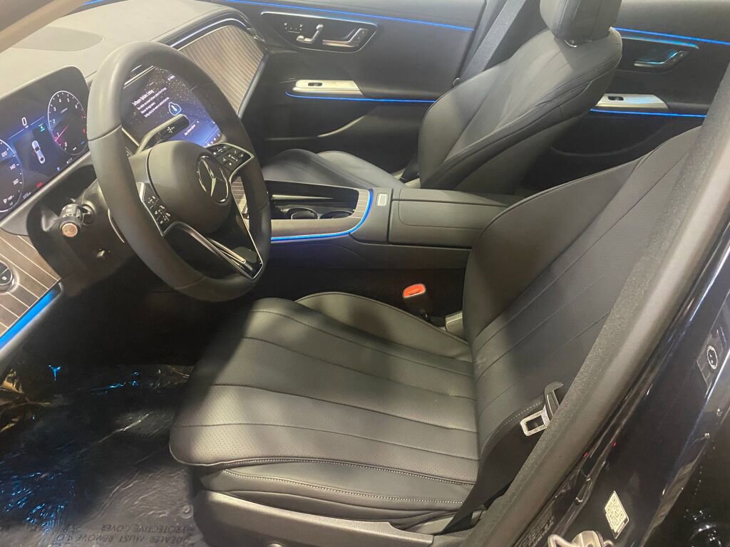 New 2026 Mercedes-Benz E 350 4MATIC Sedan image 9
