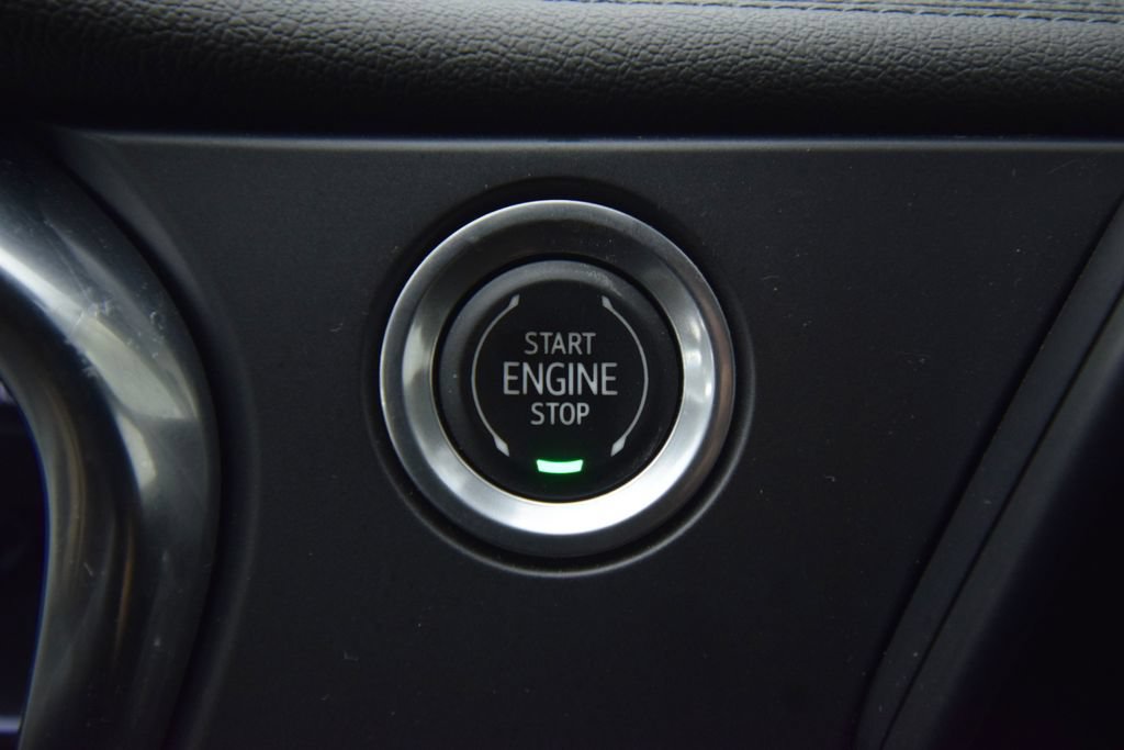 Used 2021 Chevrolet Blazer LT FWD image 33