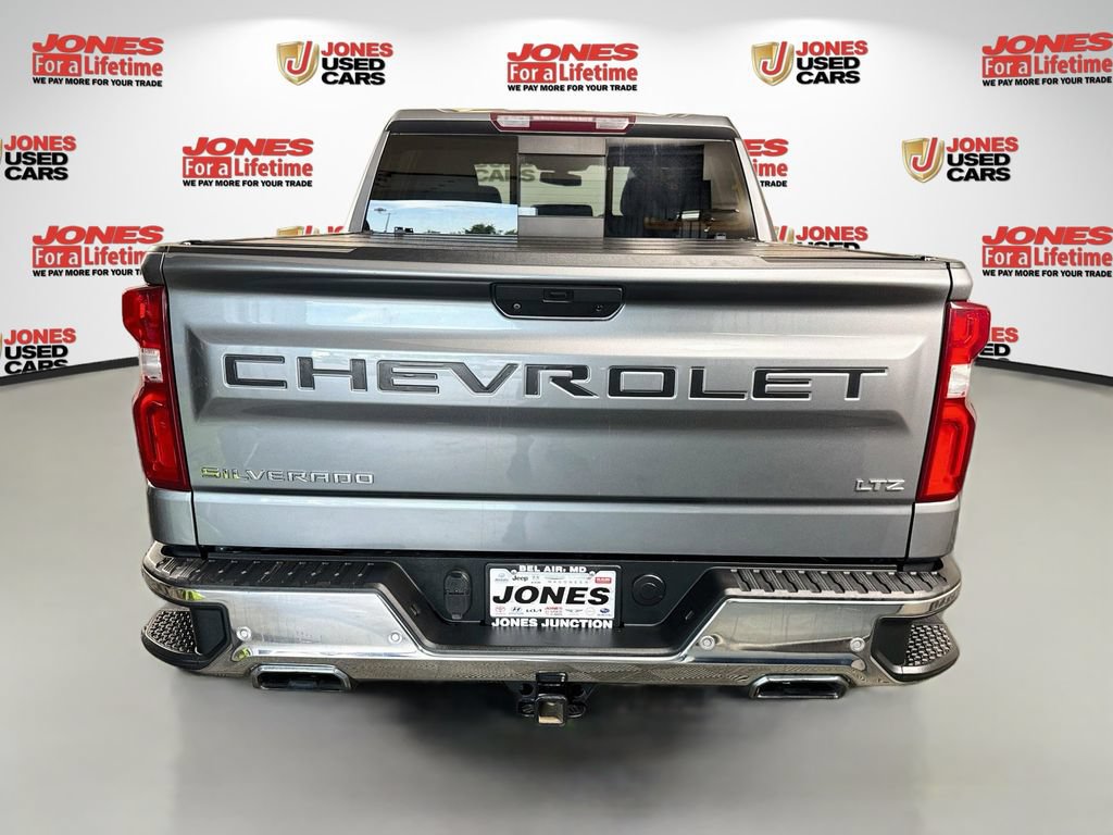 Used 2021 Chevrolet Silverado 1500 LTZ w/ LTZ Convenience Package II AWD/4WD image 16
