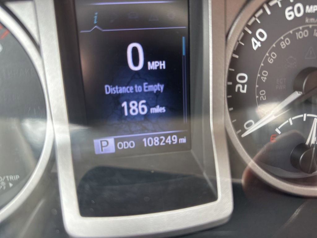Used 2019 Toyota Tacoma SR5 AWD/4WD image 26