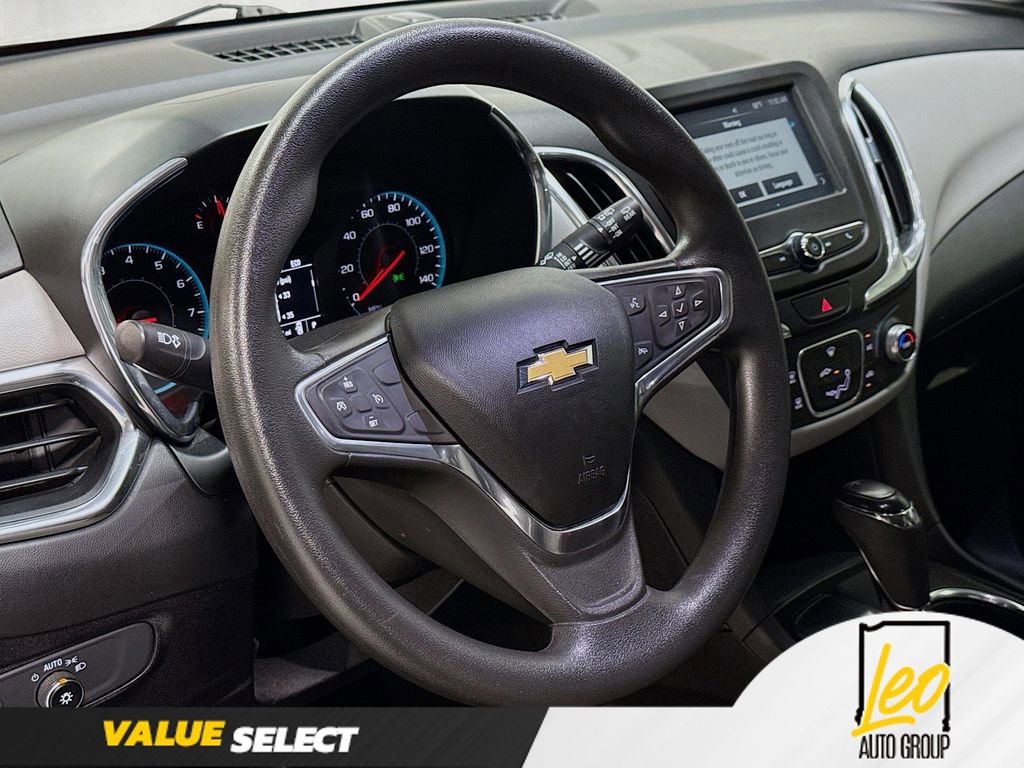 Used 2018 Chevrolet Equinox LS image 11