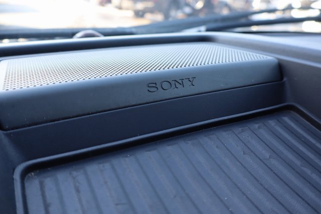 Used 2017 Ford F150 Platinum w/ Equipment Group 701A Luxury image 21