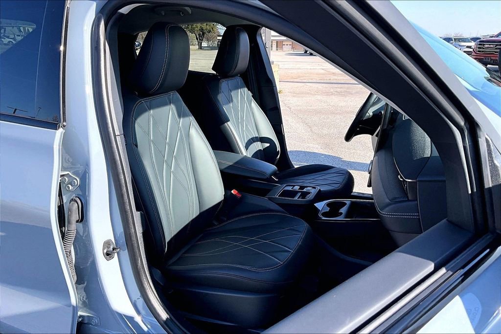 Used 2025 Ford Mustang Mach-E Select image 10