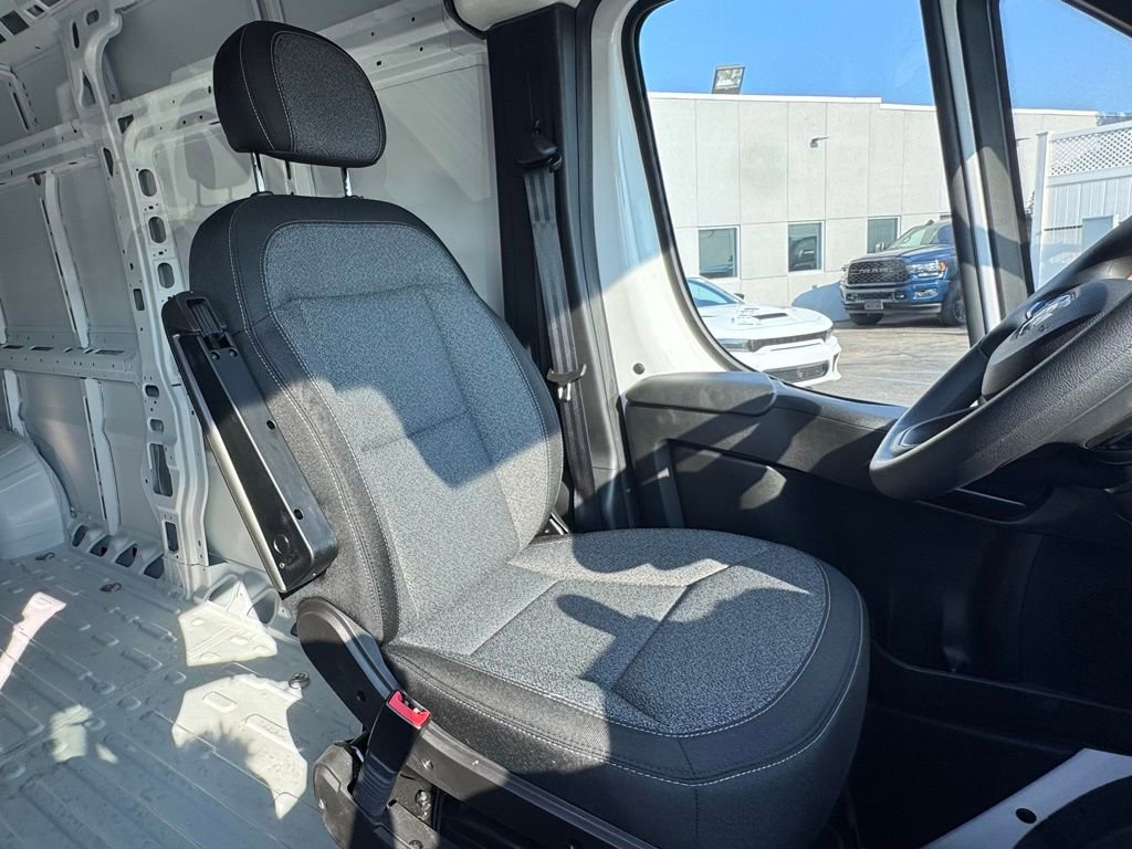 Used 2025 RAM ProMaster 2500 FWD image 19
