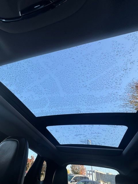 Used 2022 Jeep Cherokee Limited image 46