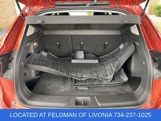 Certified 2024 Chevrolet Trax LT w/ Driver Confidence Package FWD image 24