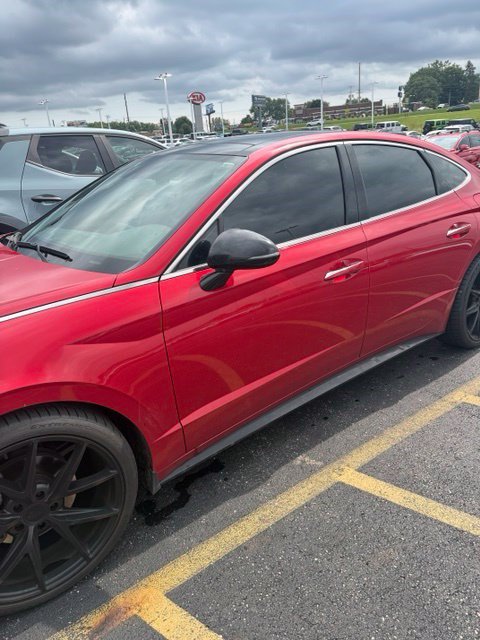 Used 2021 Hyundai Sonata SEL Plus w/ Tech Package FWD image 3