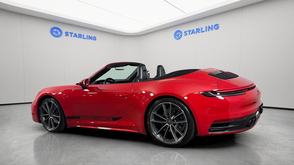 Used 2020 Porsche 911 Carrera RWD image 4