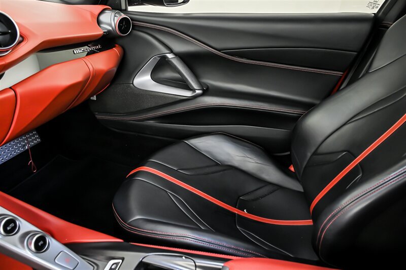 Used 2019 Ferrari 812 Superfast RWD image 36