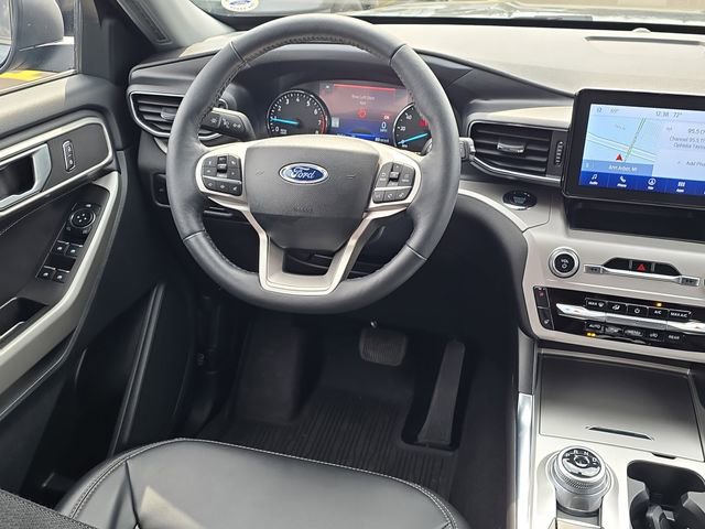Certified 2024 Ford Explorer XLT w/ Equipment Group 202A image 31