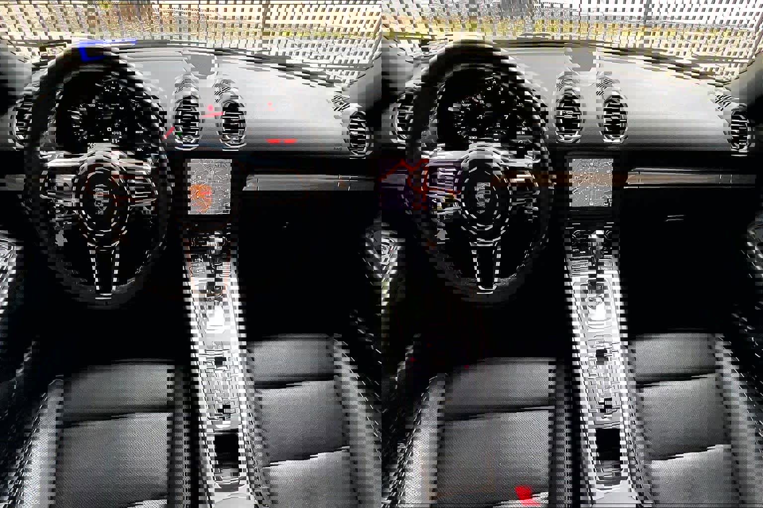 Used 2017 Porsche 718 Boxster image 14