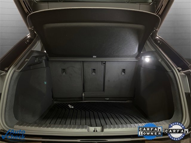 Used 2024 Audi Q4 e-tron Premium image 77