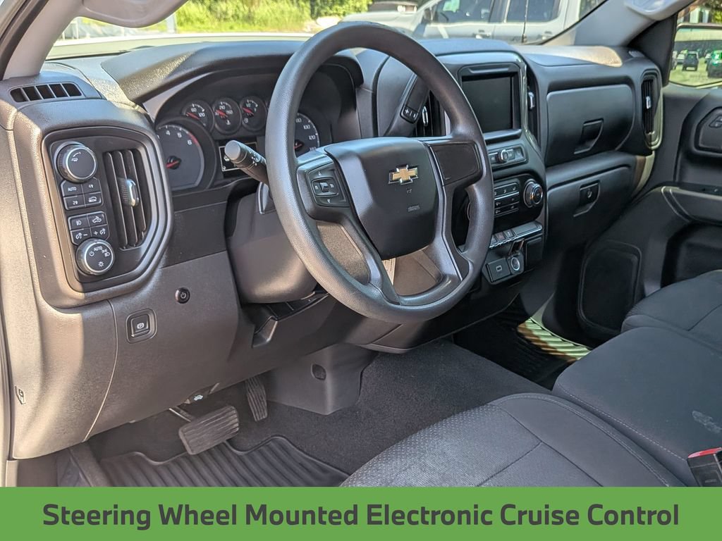 Used 2020 Chevrolet Silverado 1500 Custom w/ Custom Value Package AWD/4WD image 29