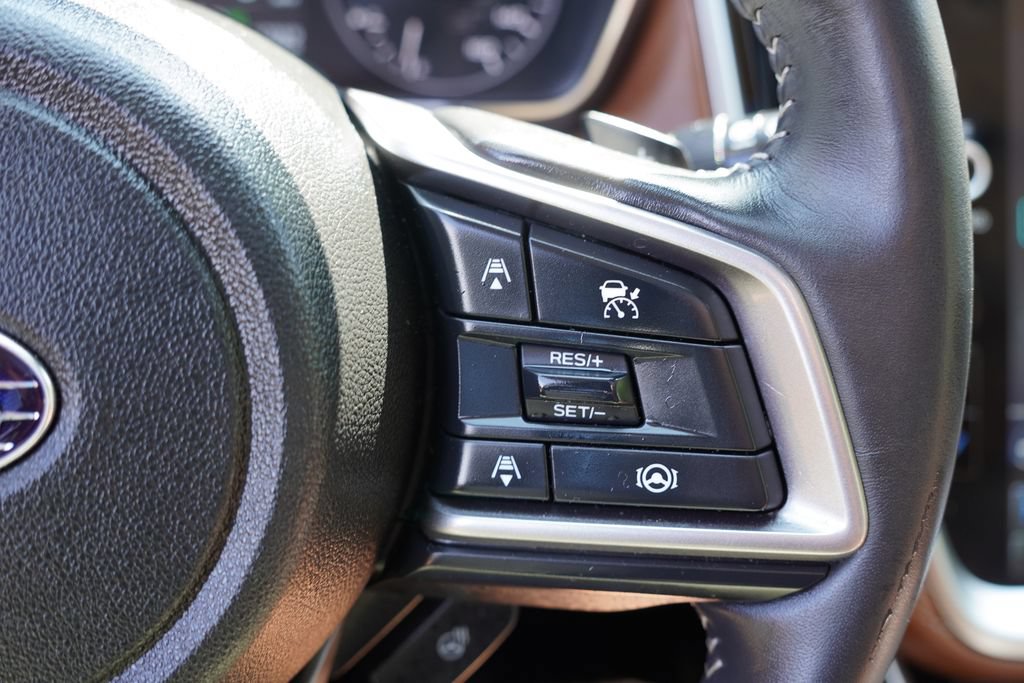 Used 2025 Subaru Outback Touring AWD/4WD image 35
