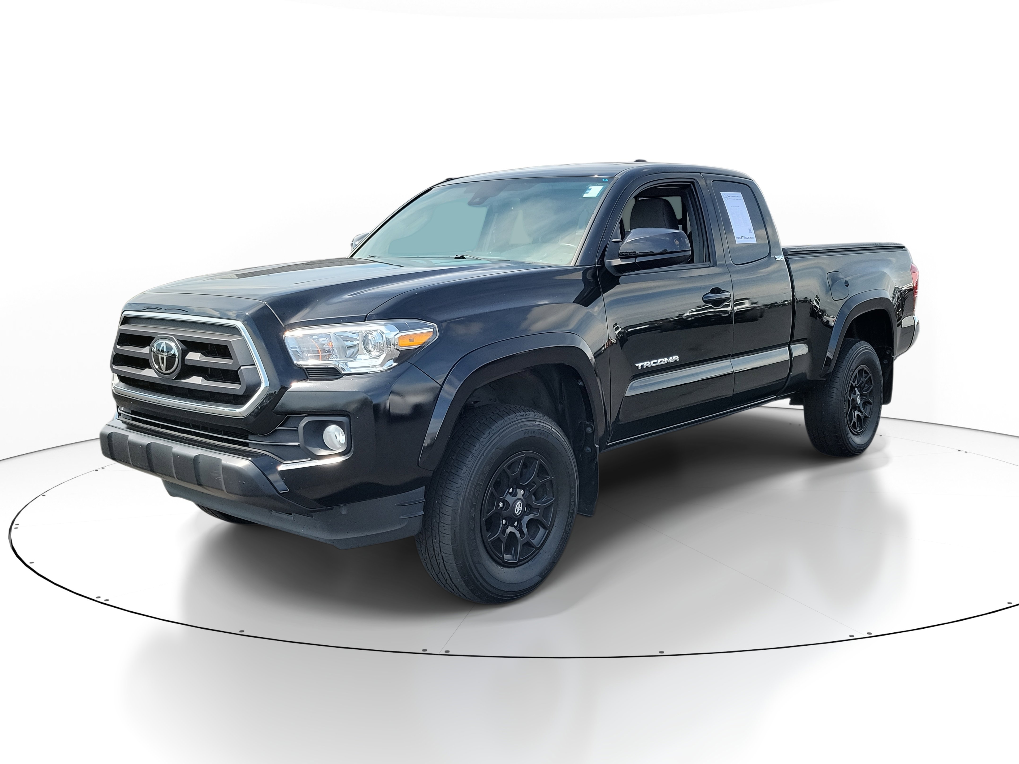 Used 2022 Toyota Tacoma SR5 image 2