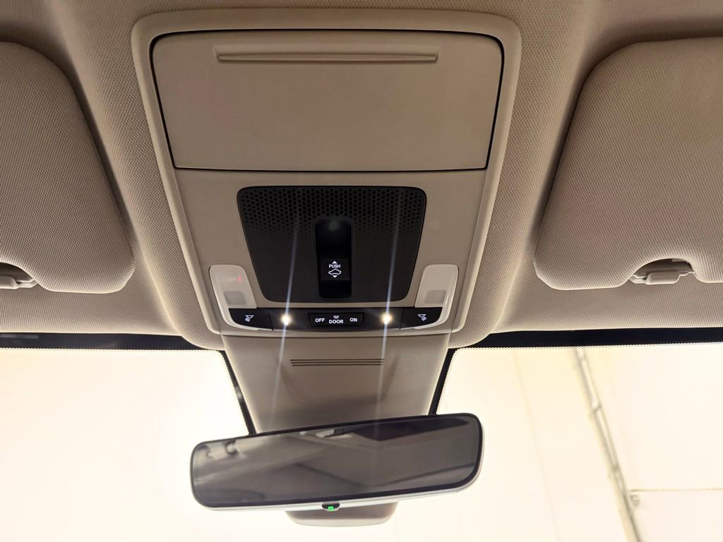 Used 2024 Honda CR-V EX-L image 20