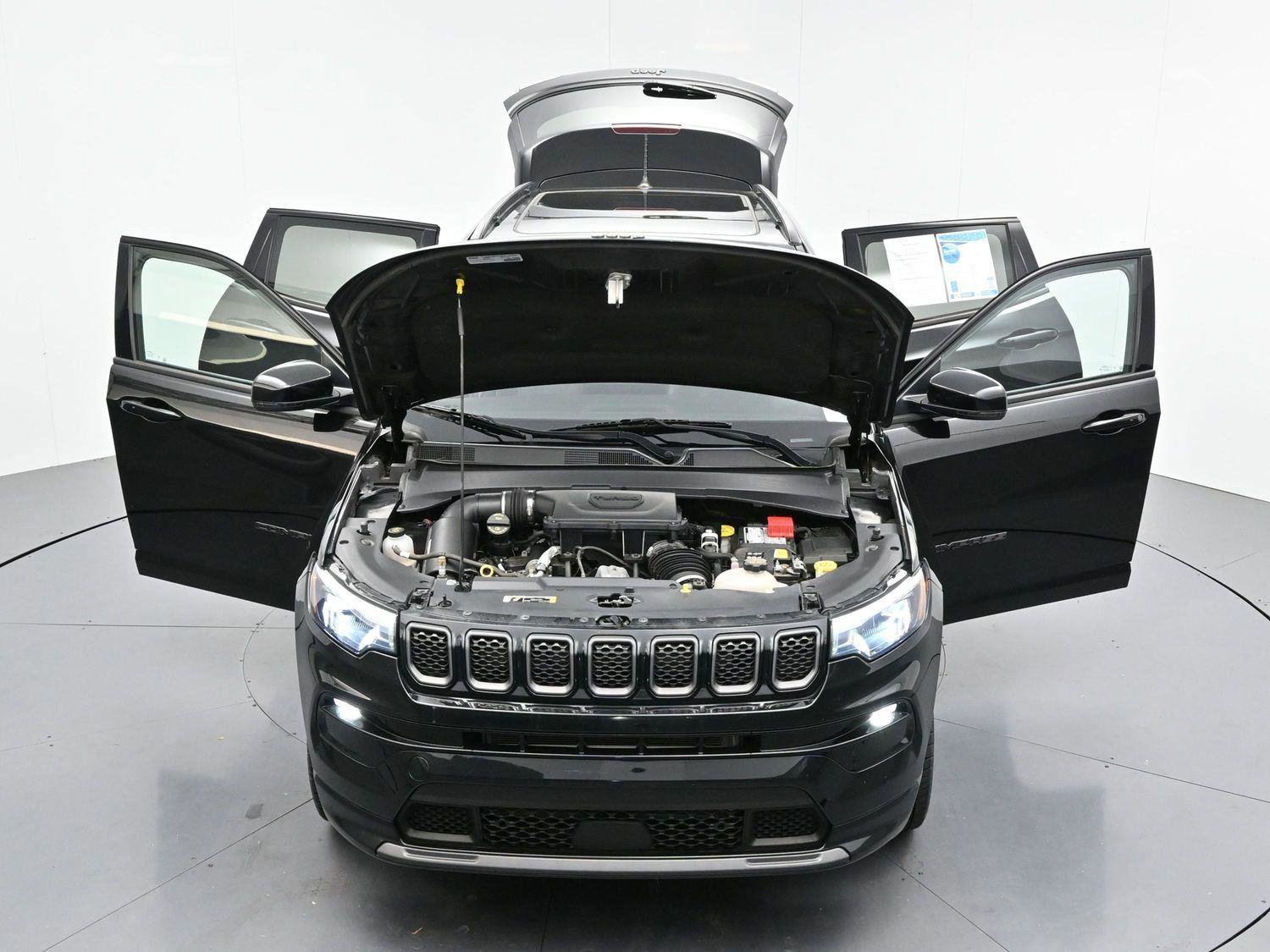 Used 2023 Jeep Compass High Altitude image 42