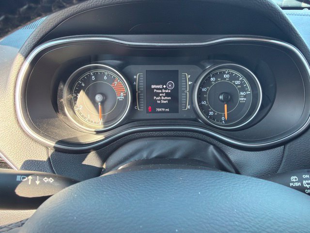 Used 2020 Jeep Cherokee Latitude Plus AWD/4WD image 7