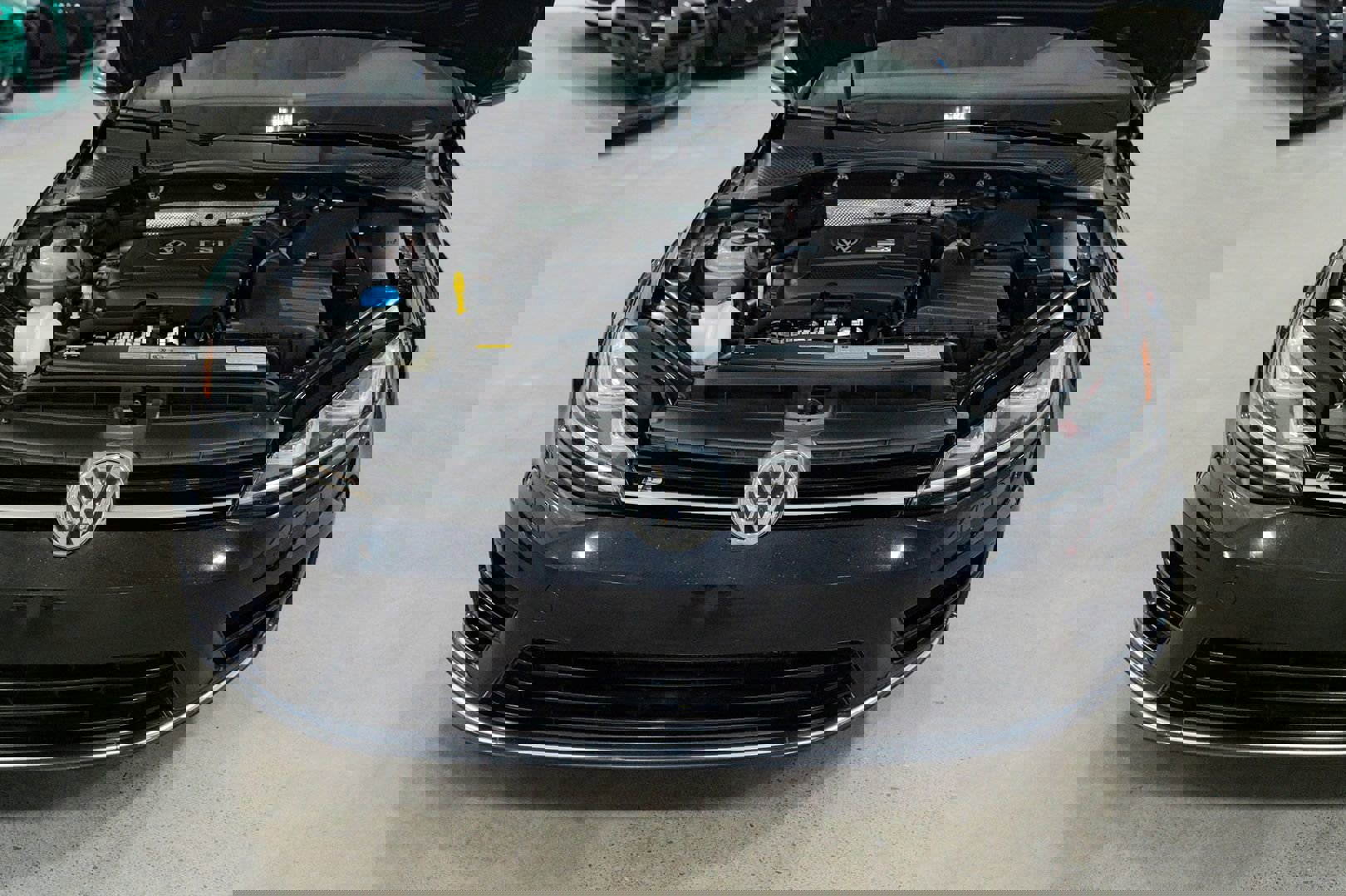 Used 2016 Volkswagen Golf 4-Door image 37