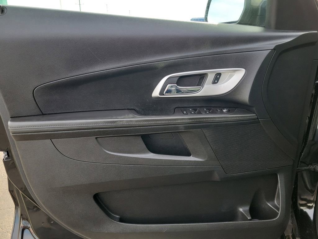 Used 2016 Chevrolet Equinox LS AWD/4WD image 15