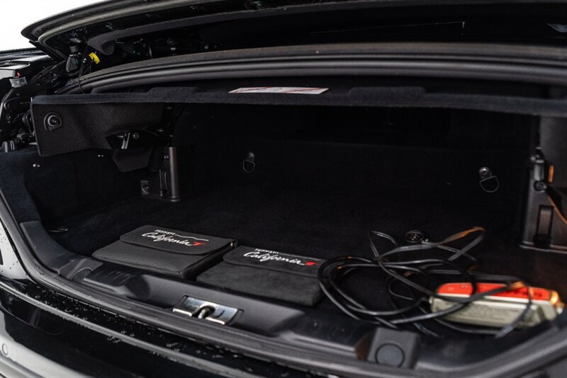 Used 2017 Ferrari California T RWD image 46