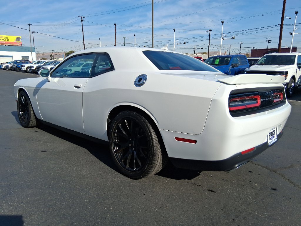 Used 2016 Dodge Challenger R/T Plus image 5