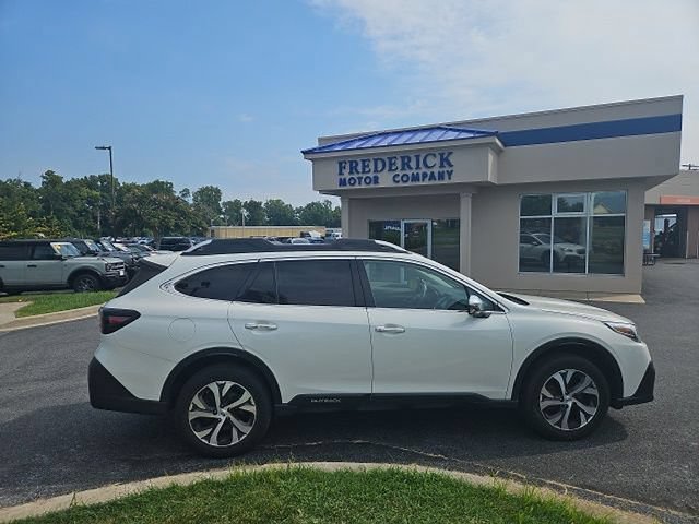 Used 2021 Subaru Outback Touring XT AWD/4WD image 3