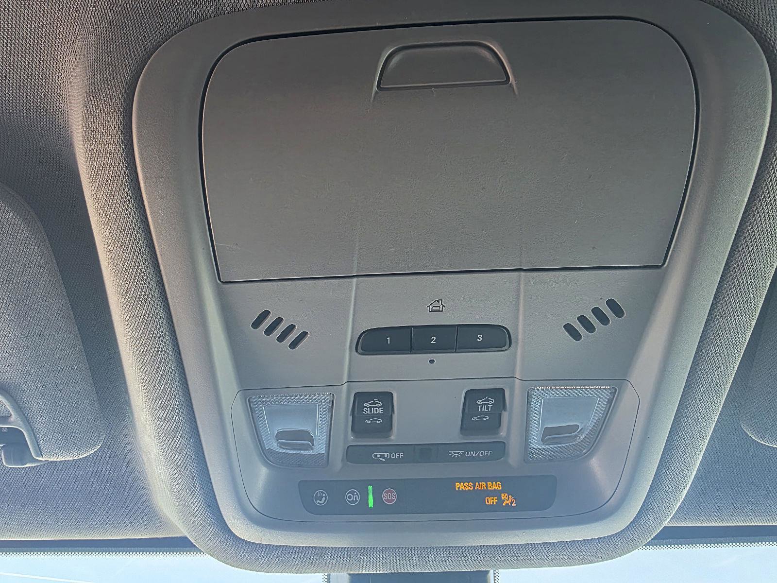 Used 2023 GMC Acadia AT4 w/ Technology Package AWD/4WD image 22