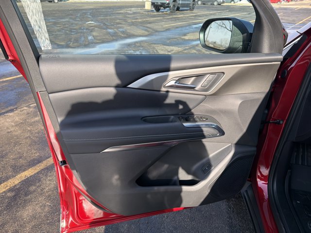 New 2026 Chevrolet Traverse LT image 10