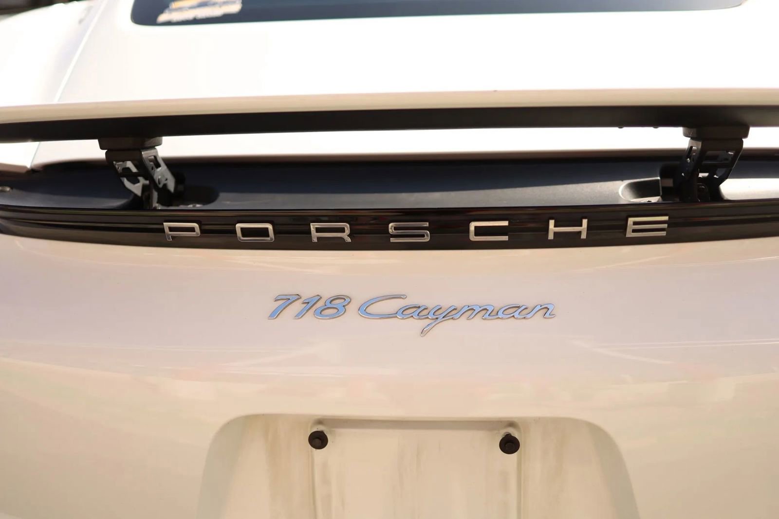 Used 2019 Porsche 718 Cayman RWD image 10