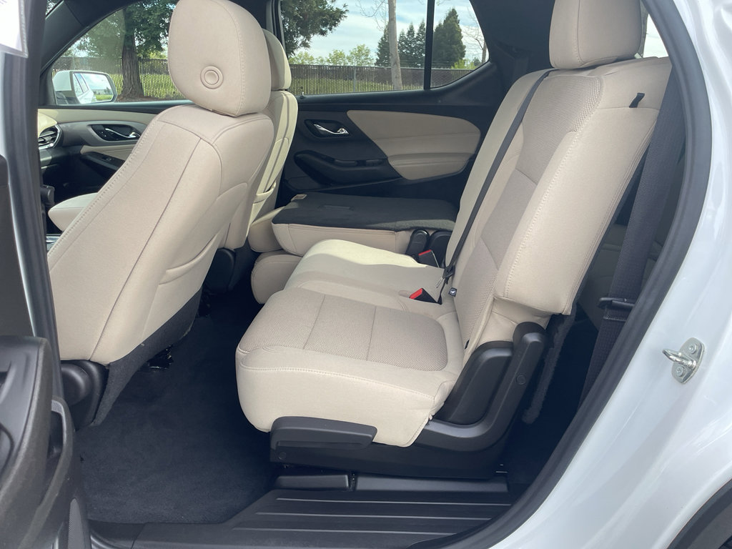 Used 2023 Chevrolet Traverse LS w/ Safety Package image 62