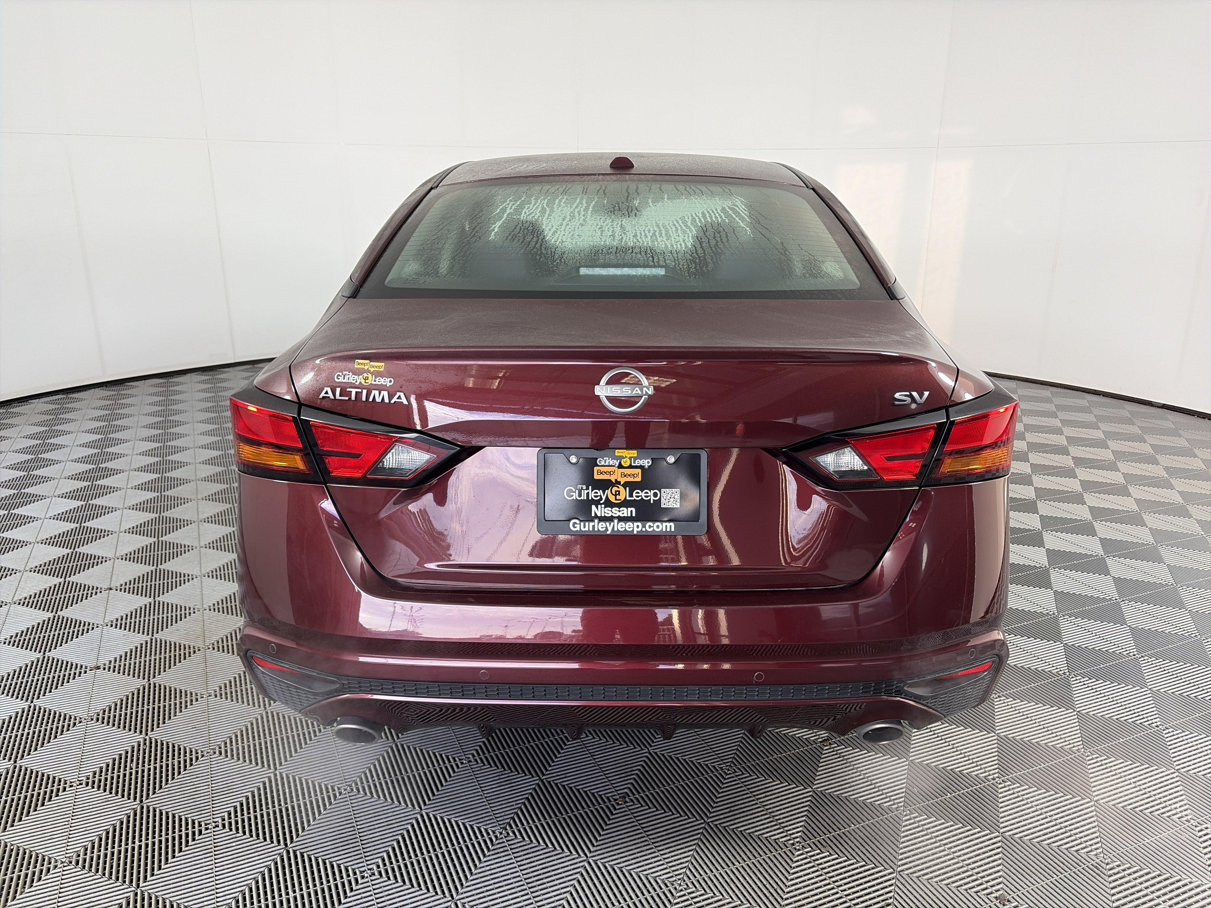 Used 2024 Nissan Altima 2.5 SV w/ SV Premium Package FWD image 9