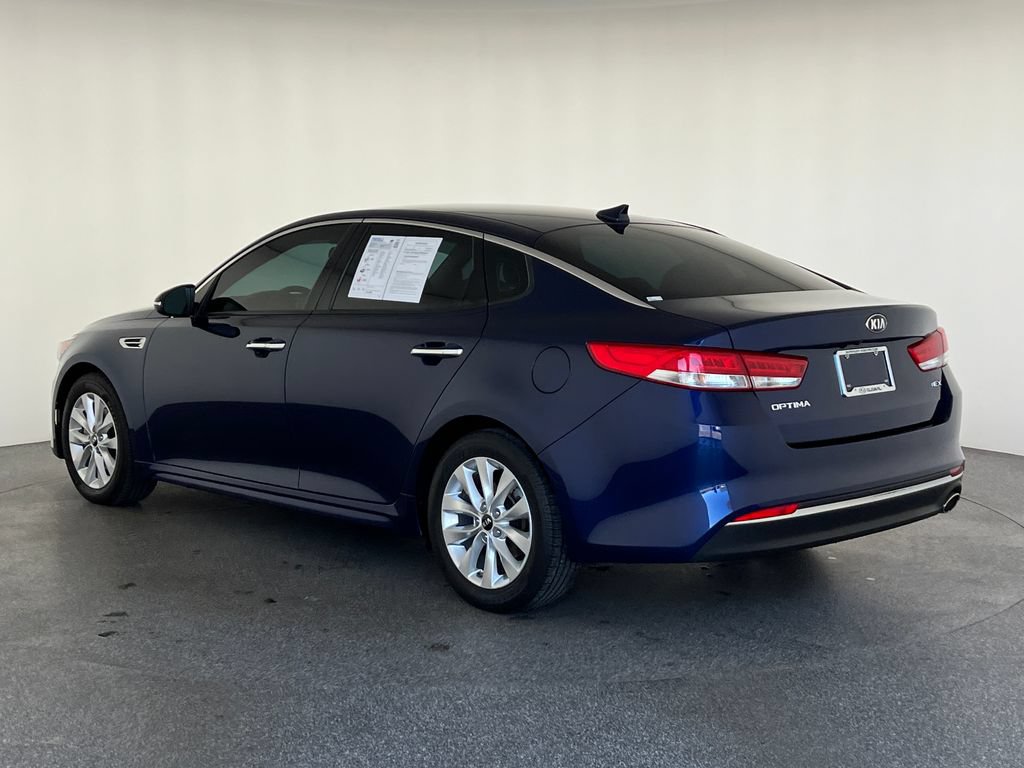 Used 2017 Kia Optima EX FWD image 7