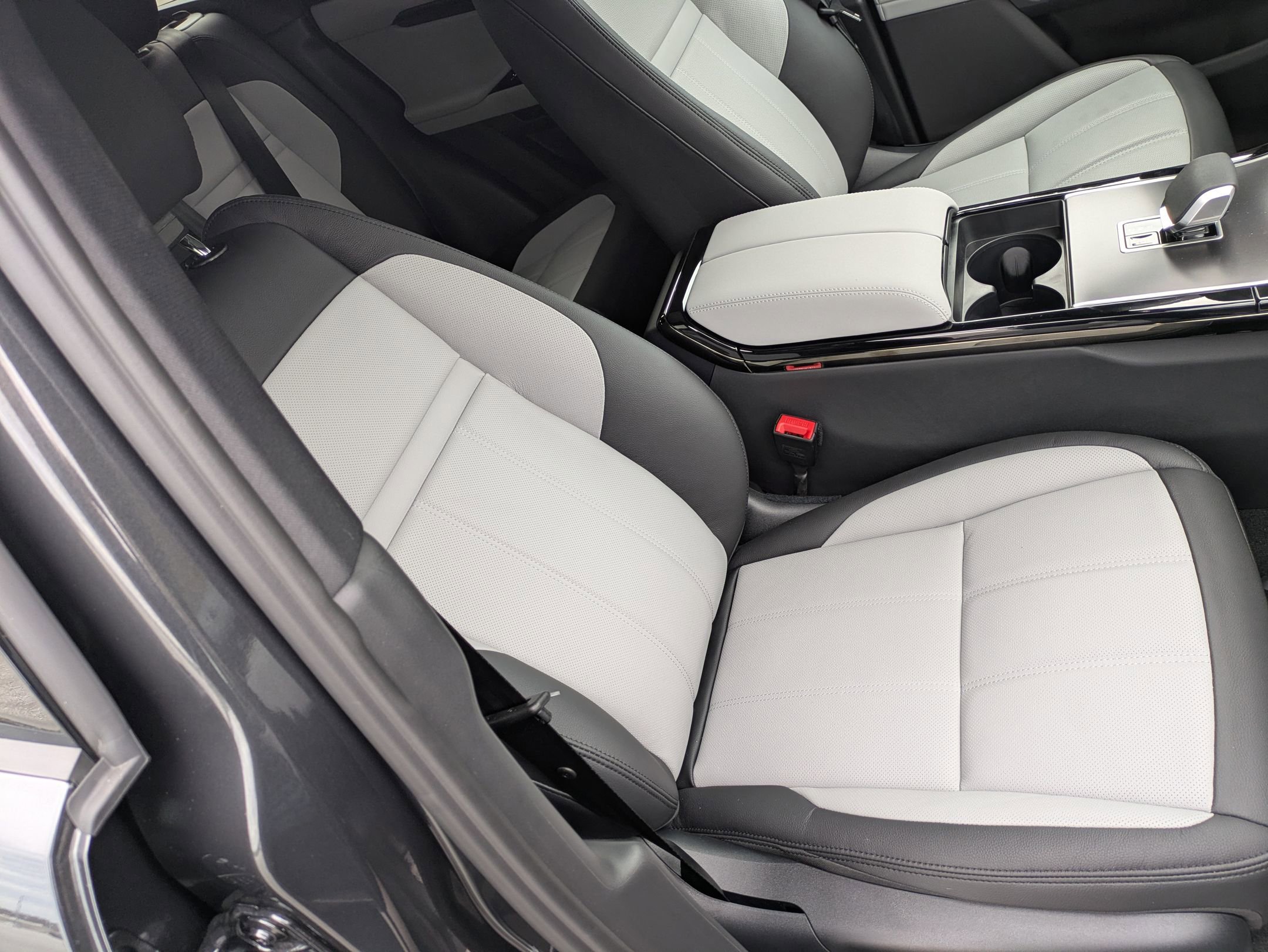 New 2026 Land Rover Range Rover Evoque Dynamic SE image 30