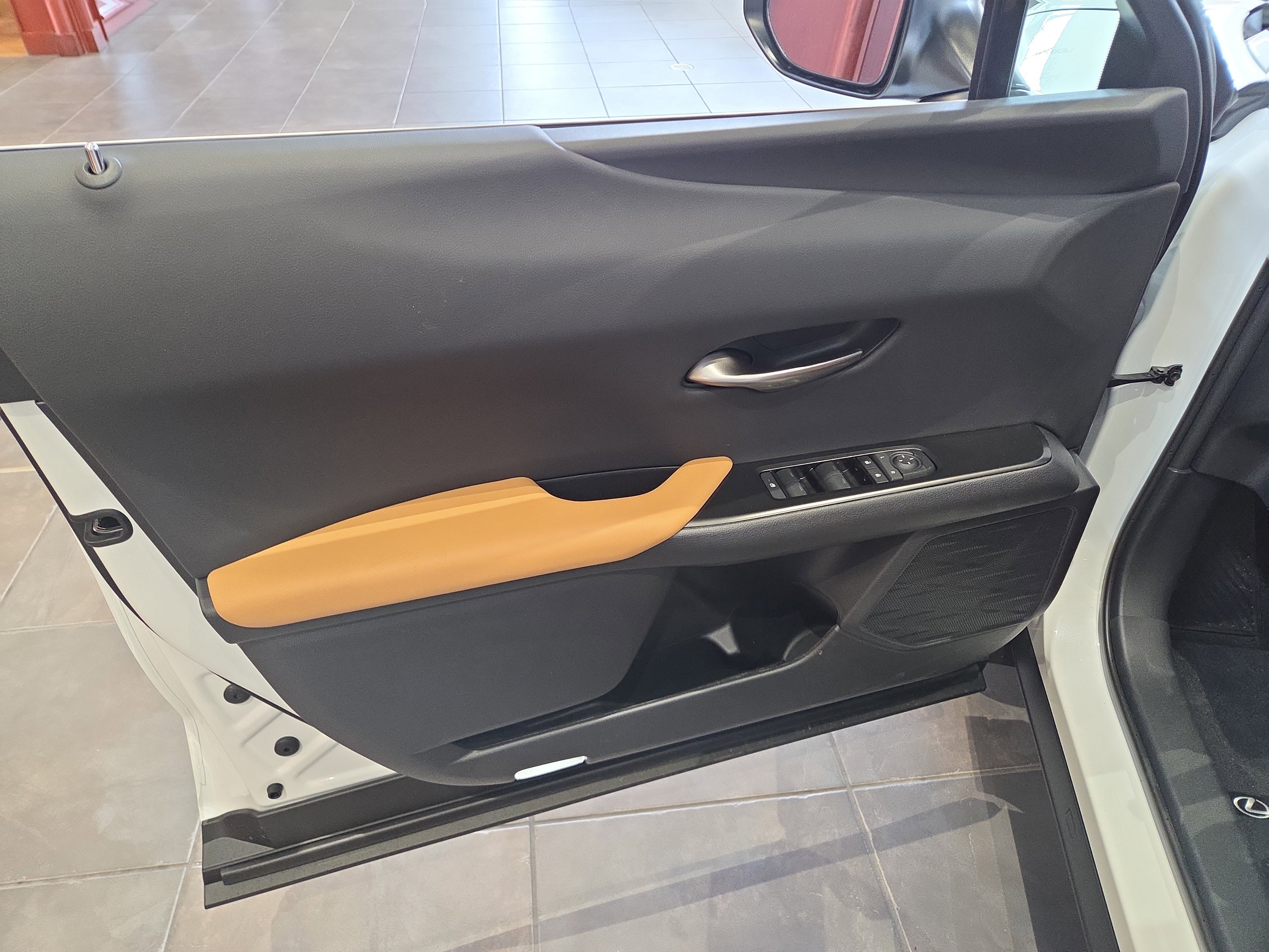 New 2026 Lexus UX 300h AWD image 7