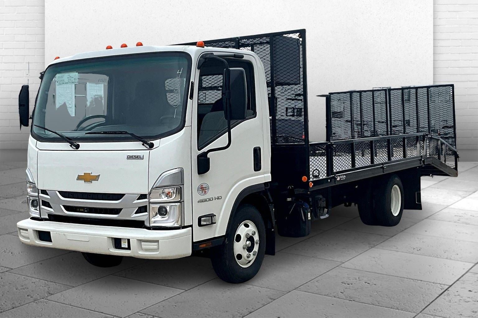 New 2024 Chevrolet Low Cab Forward 4500 XD RWD image 2