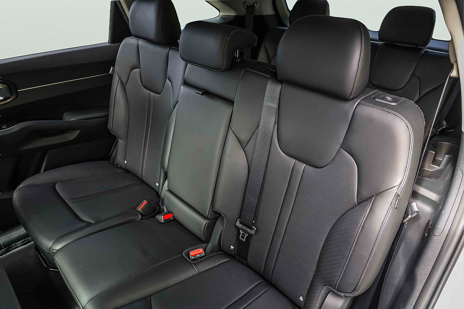Certified 2026 Kia Sorento S FWD image 20