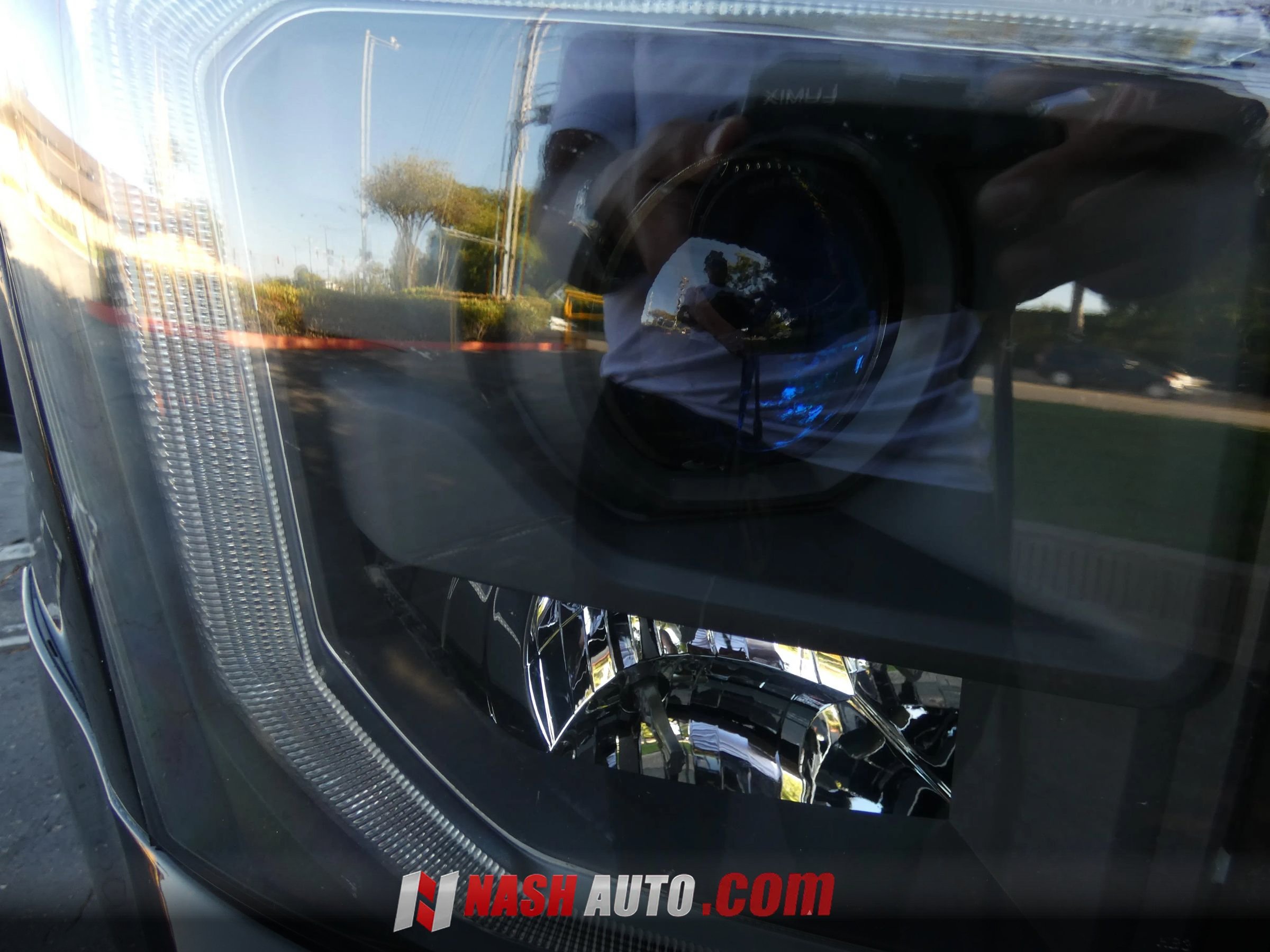 Used 2017 GMC Yukon Denali w/ Open Road Package RWD image 80