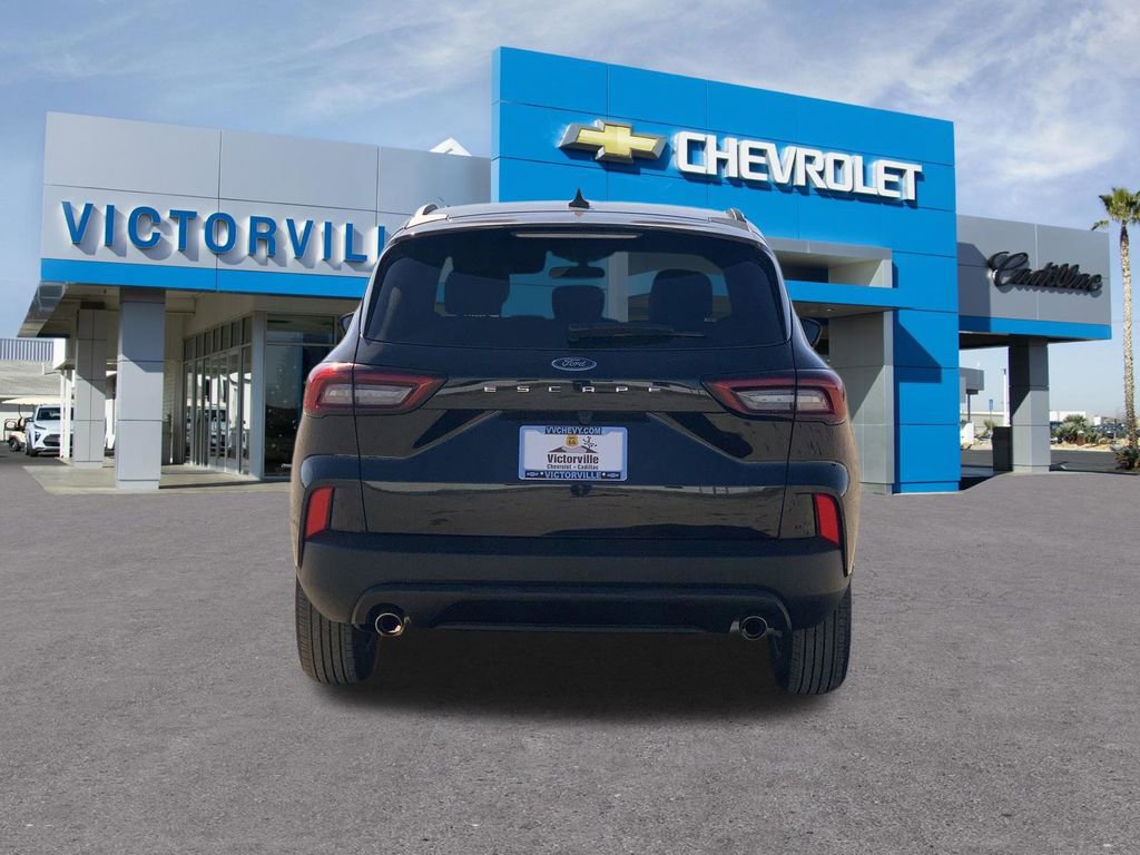 Used 2025 Ford Escape ST-Line image 5
