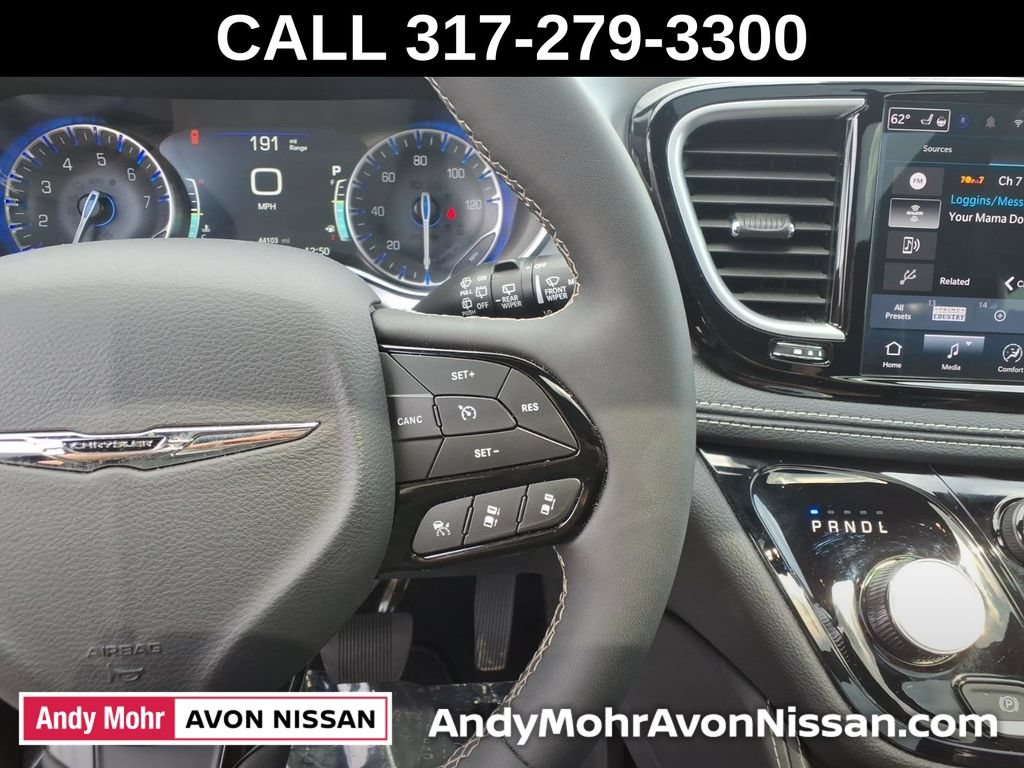 Used 2026 Chrysler Pacifica Limited w/ S Appearance Package FWD image 21